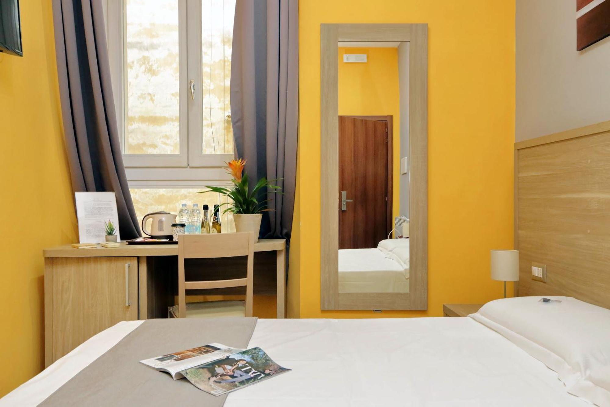 Lhg Comfy Rooms Рим Экстерьер фото