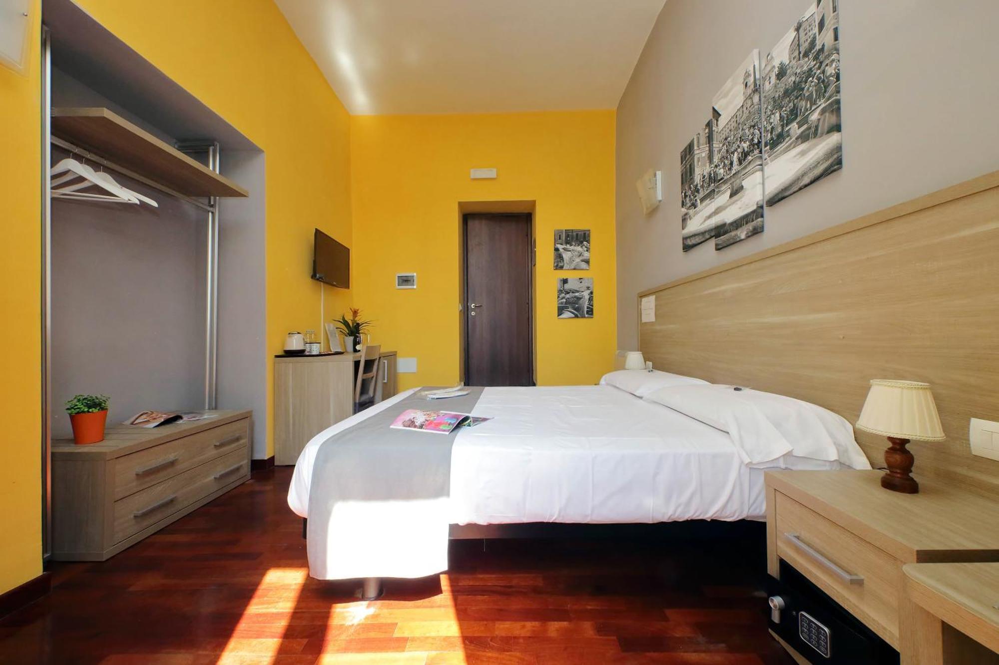 Lhg Comfy Rooms Рим Экстерьер фото