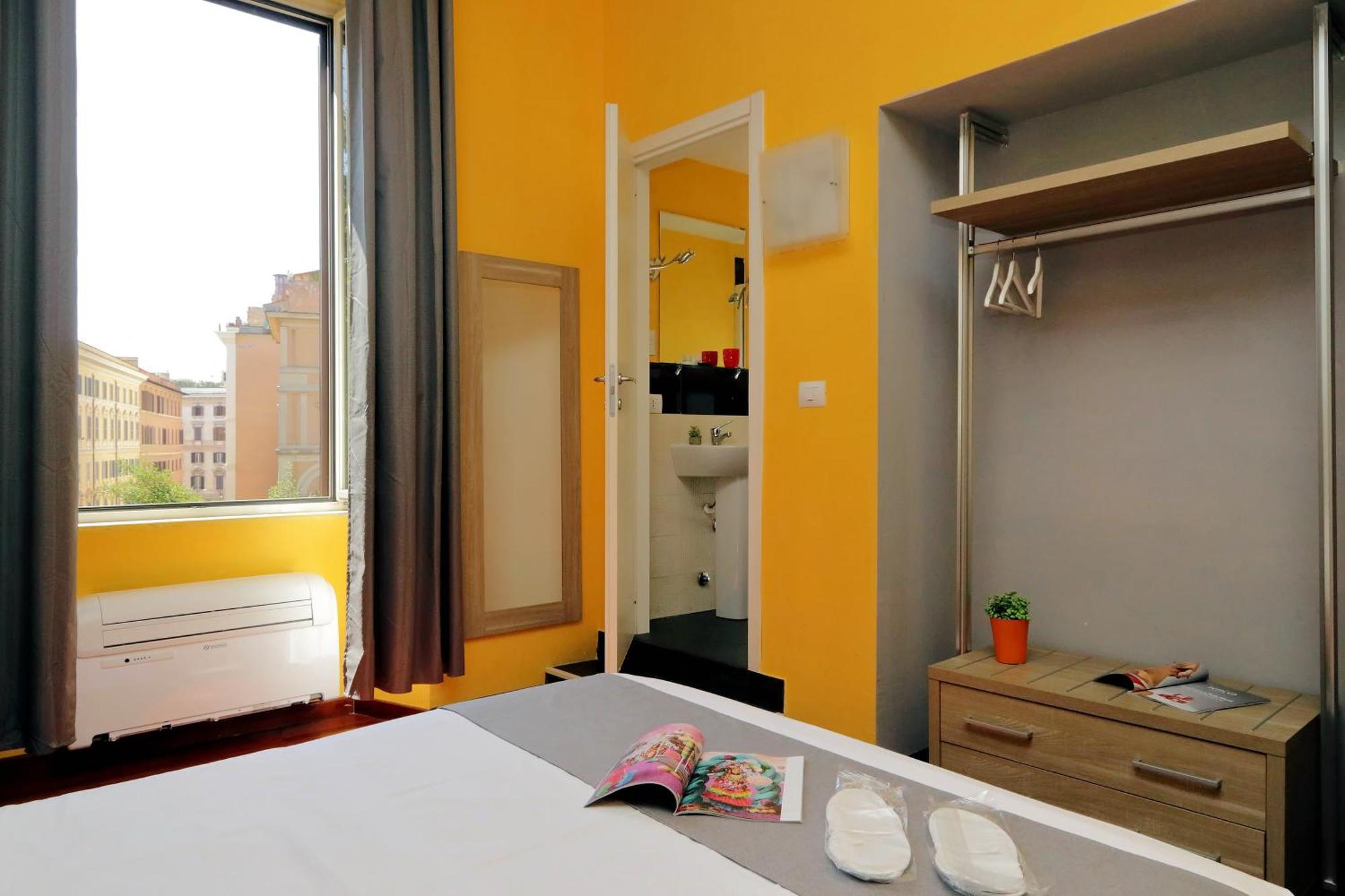 Lhg Comfy Rooms Рим Экстерьер фото